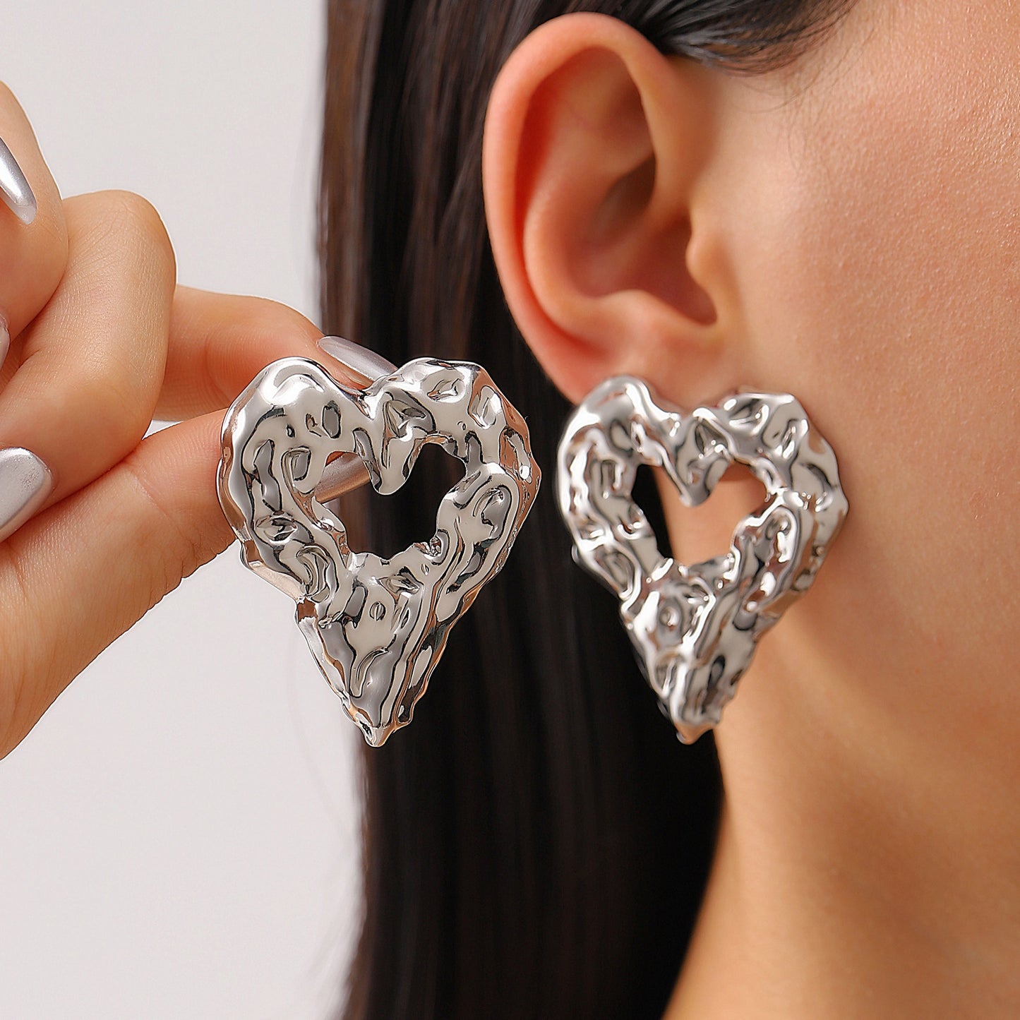 New Pleated Lava Hollow Heart-shaped Earrings Personality Exaggerated Love Earrings For Women Valentine's Day